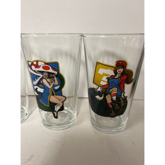 Super Mario Bros Gender Swap Glass Set - ThinkGeek - Picture 3 of 5